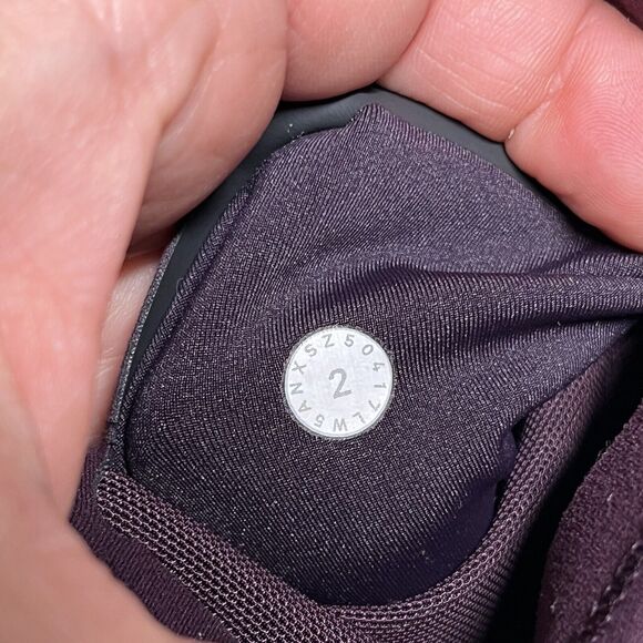 Lululemon In Movement Leggings Womens 2 Burgundy Purple 7/8 Everlux 25" LW5ANXS - Picture 7 of 12